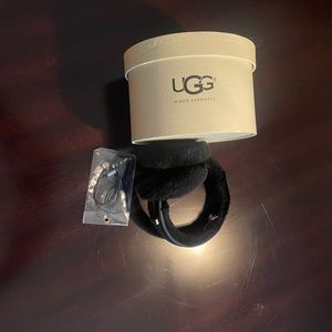 UGG wired earmuffs